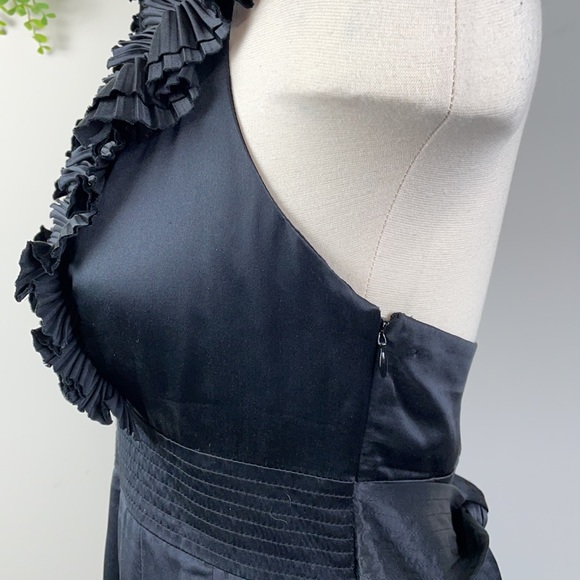 BCBG Max Azria ruffle front halter dress - Picture 10 of 13
